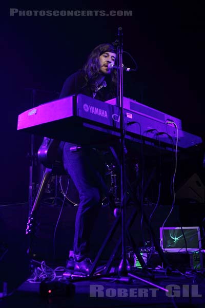 OTHER LIVES - 2011-11-02 - PARIS - Casino de Paris - 